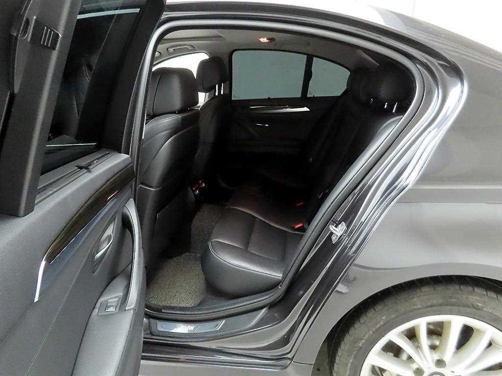 BMW 5시리즈 5시리즈 (F10) 528i xDrive 럭셔리 플러스 이미지 13