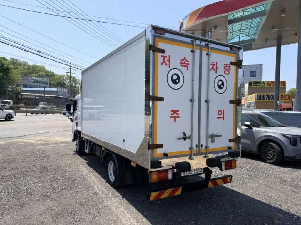 중대형화물 탑차/윙바디 냉동탑 2.5톤 이미지 6