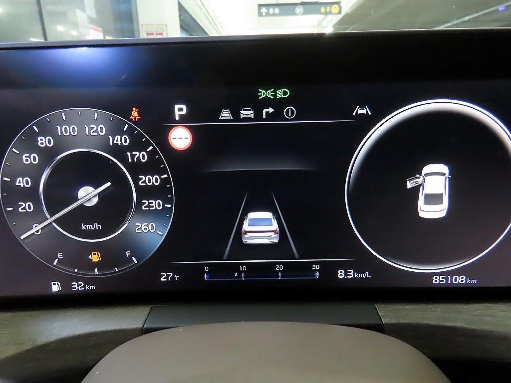 기아 K8 2.5 2WD 노블레스 이미지 9