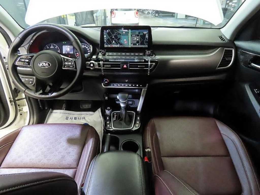 기아 셀토스 디젤 1.6 2WD 시그니처 이미지 10