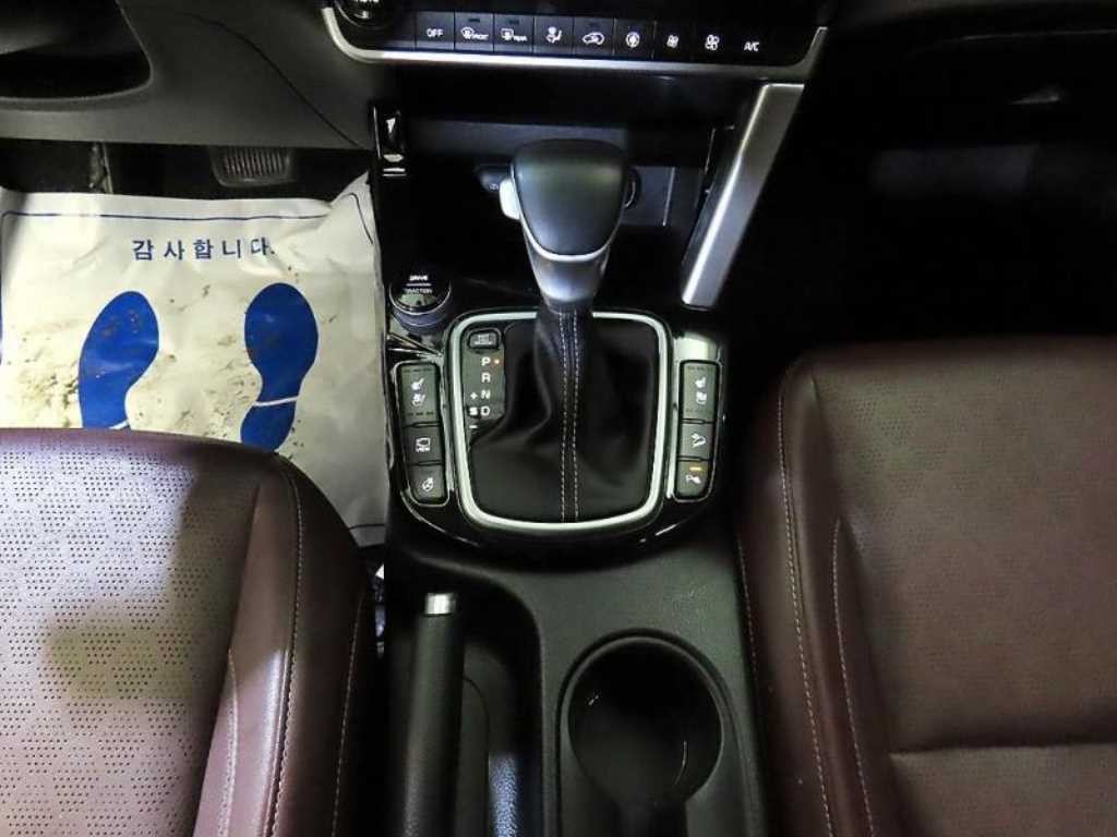 기아 셀토스 디젤 1.6 2WD 시그니처 이미지 12