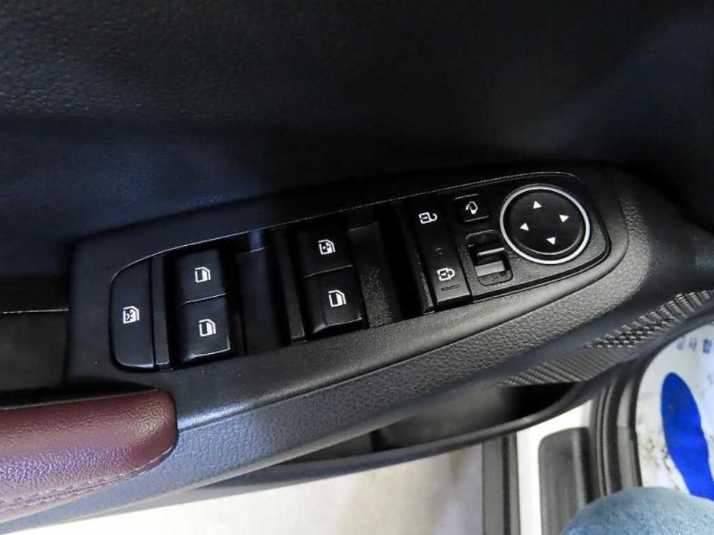 기아 셀토스 디젤 1.6 2WD 시그니처 이미지 13