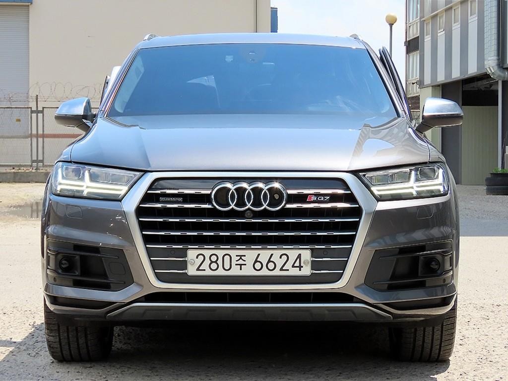 아우디 Q7 Q7 (4M) 45 TFSI 콰트로 이미지 1