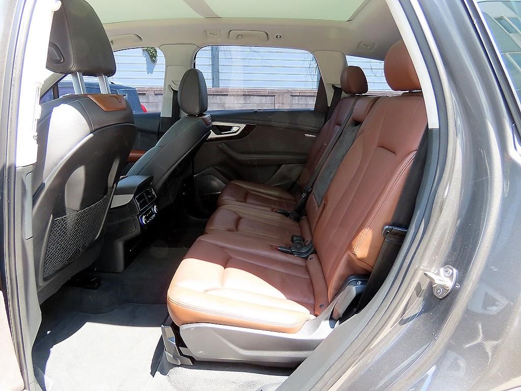 아우디 Q7 Q7 (4M) 45 TFSI 콰트로 이미지 6