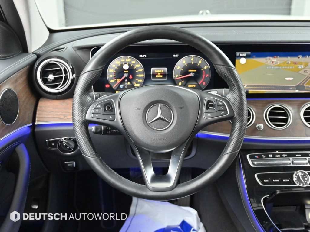 벤츠 E 클래스 E-클래스 W213 E300 익스클루시브 이미지 13