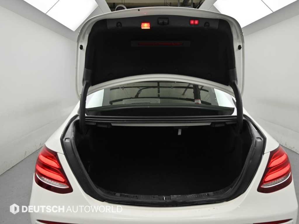 벤츠 E 클래스 E-클래스 W213 E300 익스클루시브 이미지 19