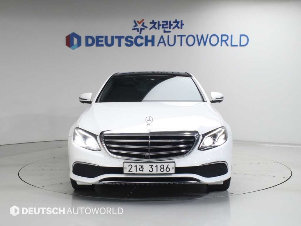 벤츠 E 클래스 E-클래스 W213 E300 익스클루시브 이미지 3