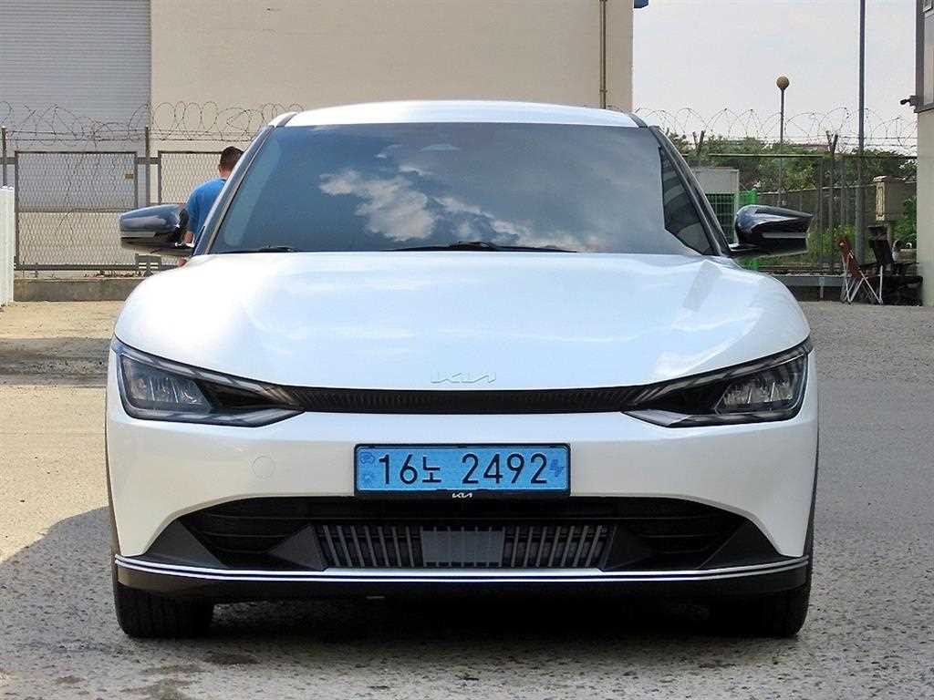 기아 EV6 롱레인지 에어 이미지 1