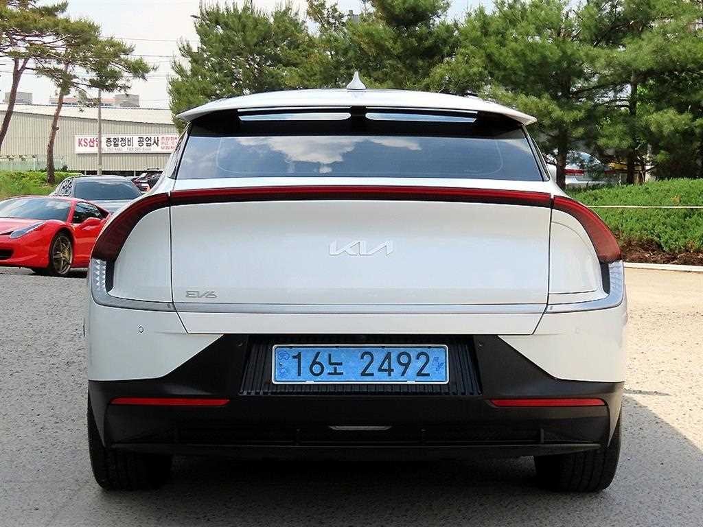 기아 EV6 롱레인지 에어 이미지 4