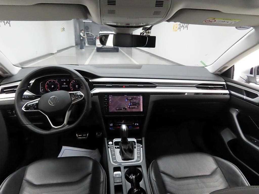 폭스바겐 아테온 2.0 TDI 프레스티지 이미지 7