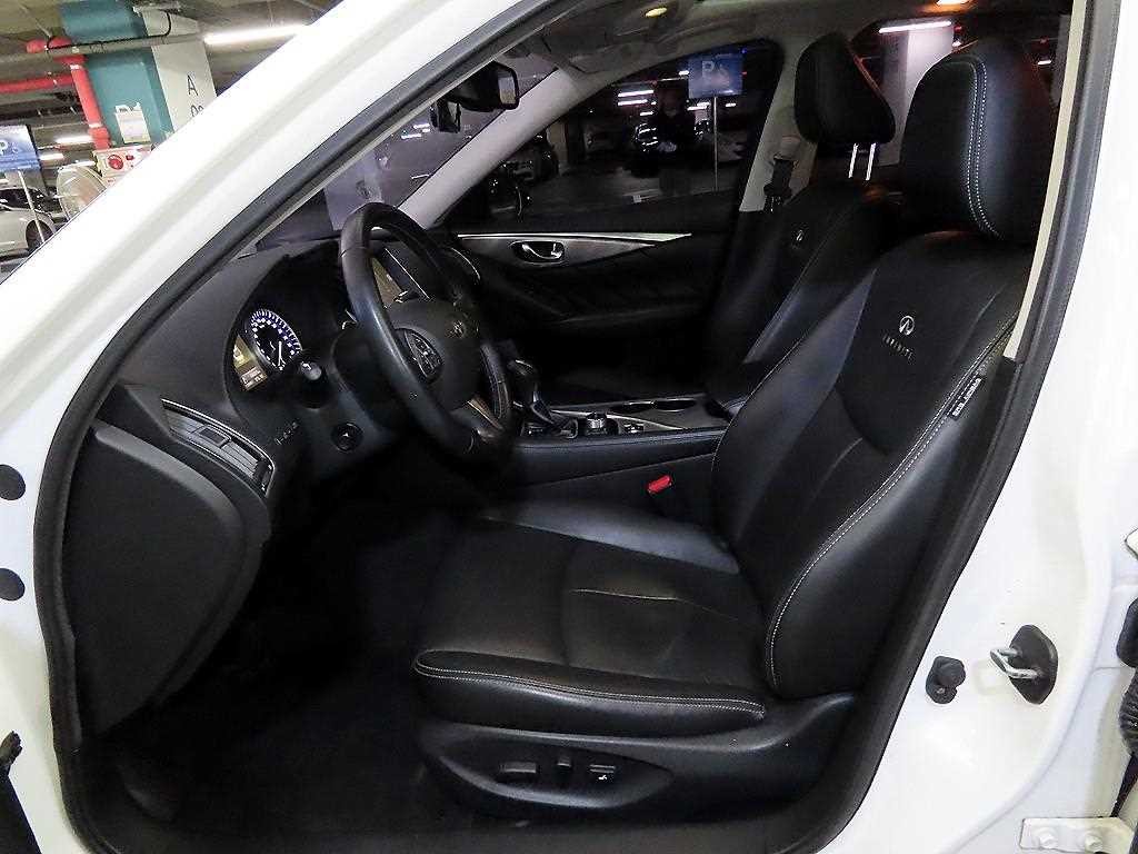 인피니티 Q Q50 2.2D 프리미엄 이미지 6