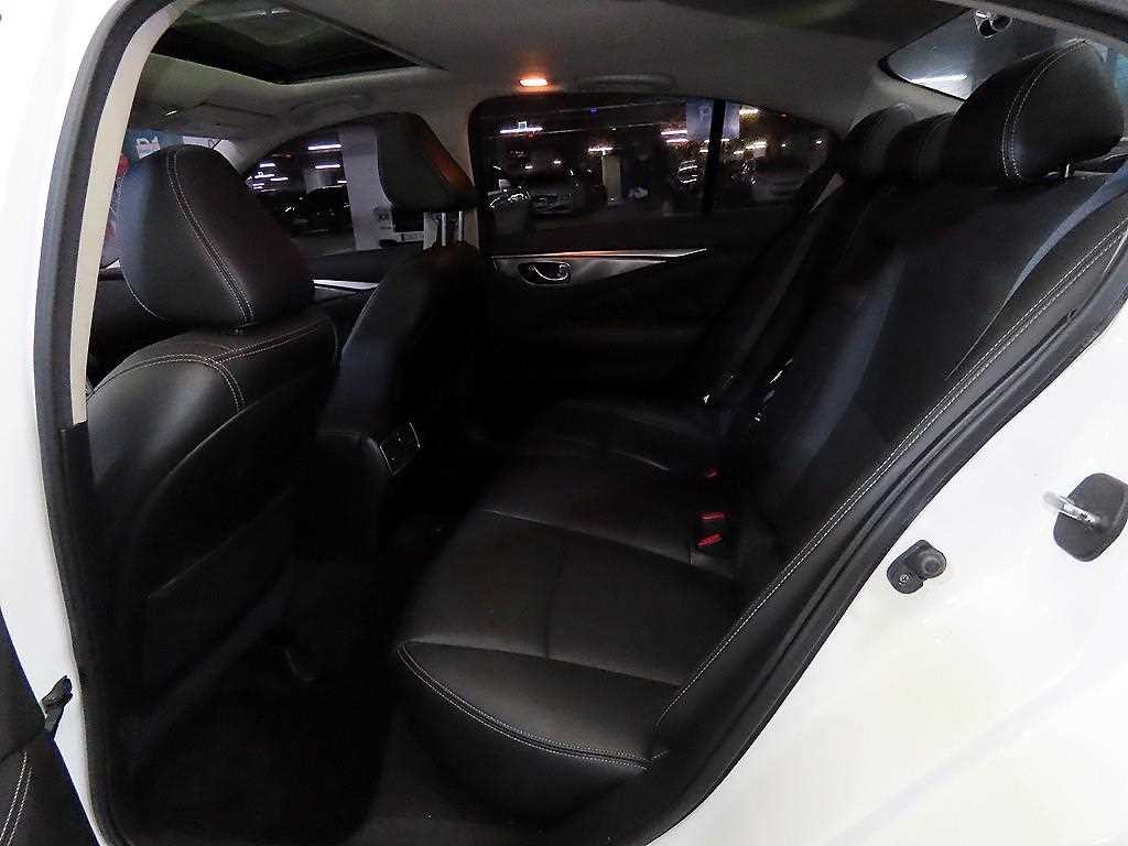 인피니티 Q Q50 2.2D 프리미엄 이미지 7