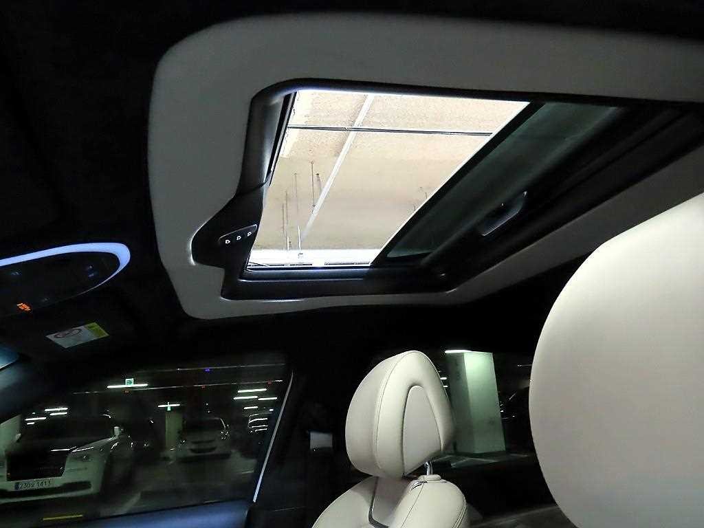 제네시스 G70 더 뉴 G70 가솔린 2.0T 4WD 기본형 이미지 16