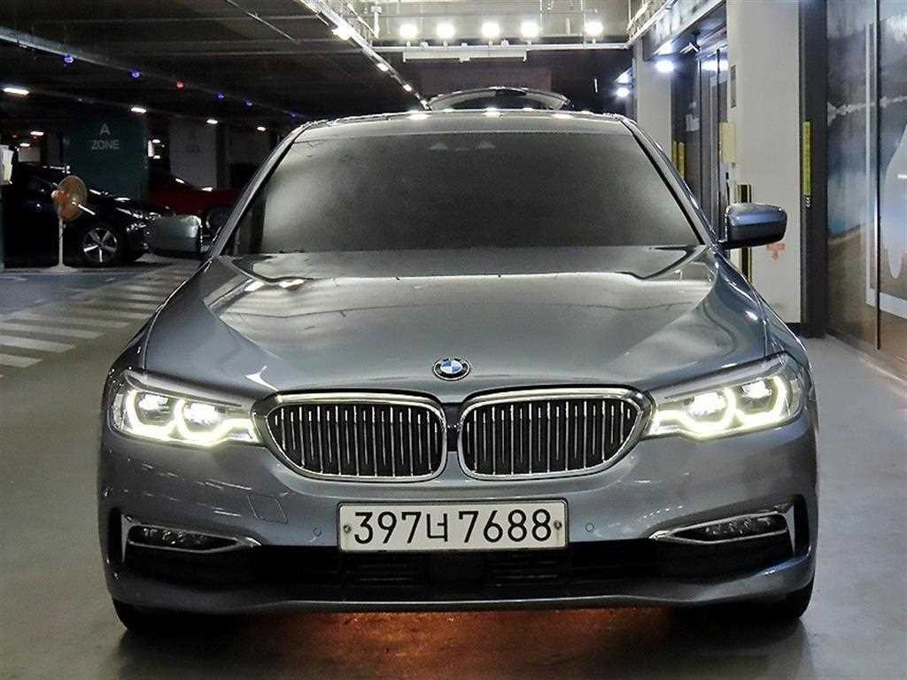 BMW 5시리즈 5시리즈 (G30) 520d xDrive 럭셔리 플러스 이미지 2
