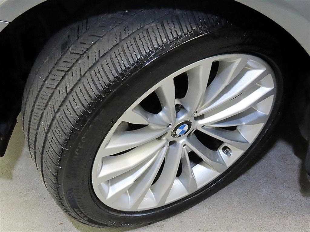 BMW 5시리즈 5시리즈 (G30) 520d xDrive 럭셔리 플러스 이미지 20
