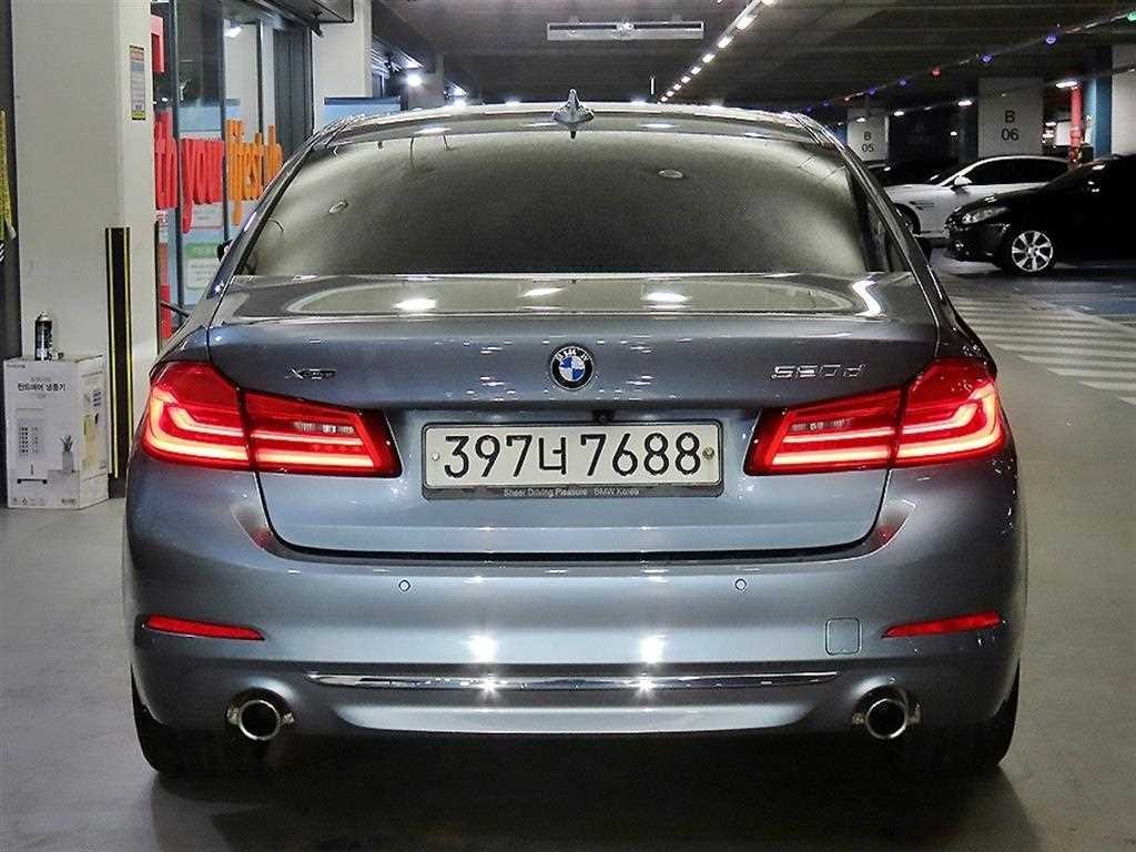 BMW 5시리즈 5시리즈 (G30) 520d xDrive 럭셔리 플러스 이미지 5