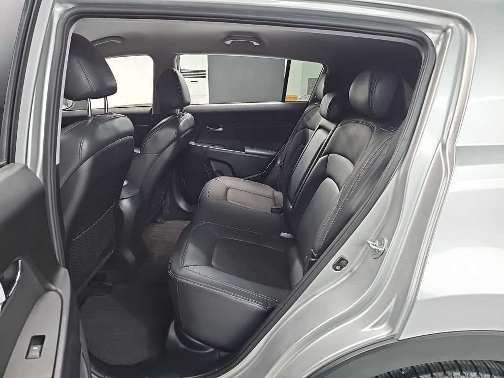 기아 스포티지 스포티지 R 2WD TLX 고급형 이미지 12