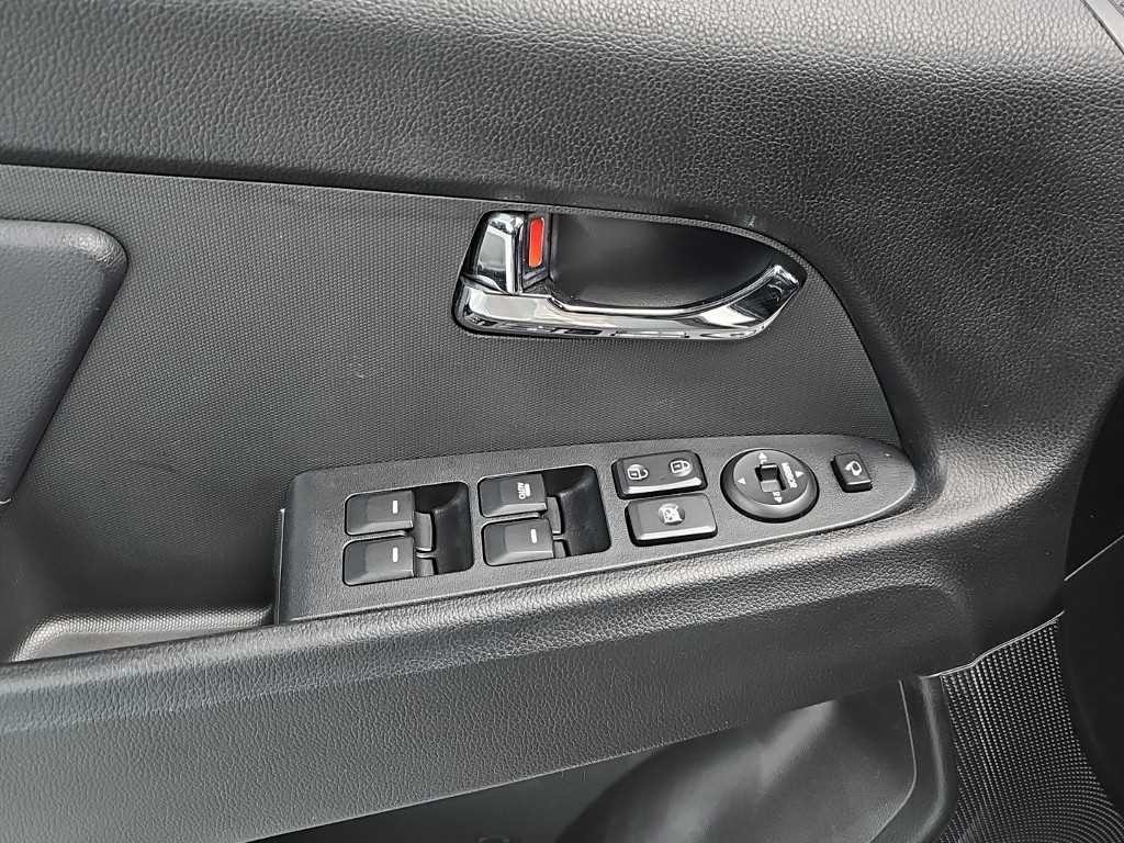 기아 스포티지 스포티지 R 2WD TLX 고급형 이미지 15