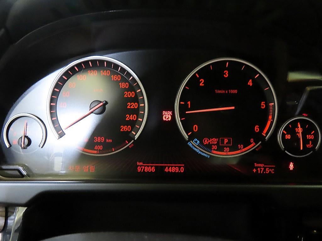 BMW X5 X5 (F15) xDrive 40d 이미지 9