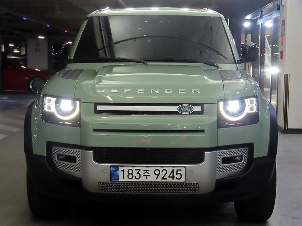 랜드로버 디펜더 디펜더 (L663) 110 D300 HSE 이미지 2