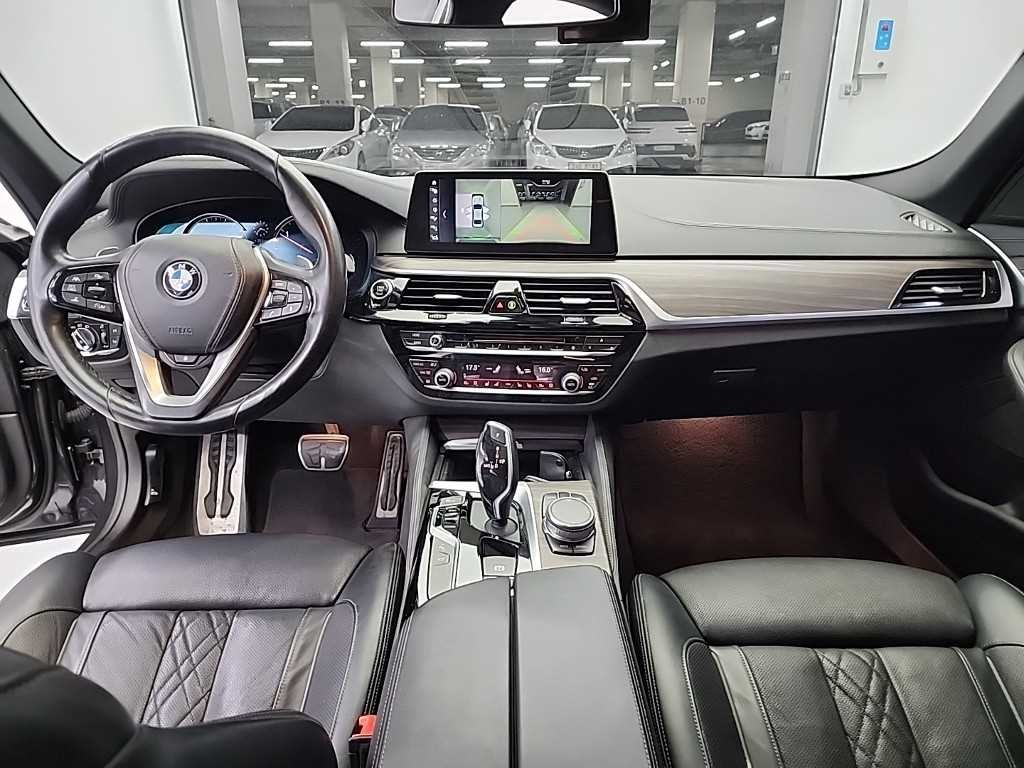 BMW 5시리즈 5시리즈 (G30) 520d M 스포츠 플러스 이미지 7