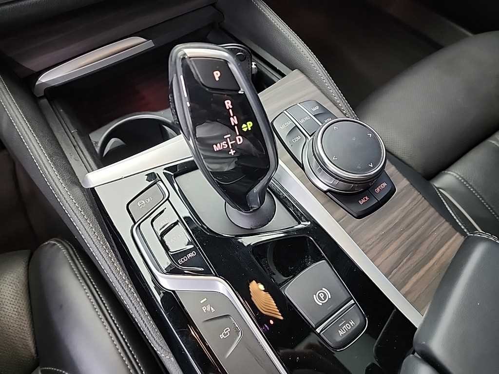 BMW 5시리즈 5시리즈 (G30) 520d M 스포츠 플러스 이미지 8