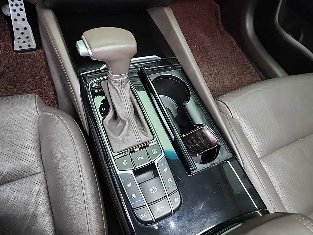 기아 K7 올 뉴 K7 2.4 GDI 리미티드 이미지 8