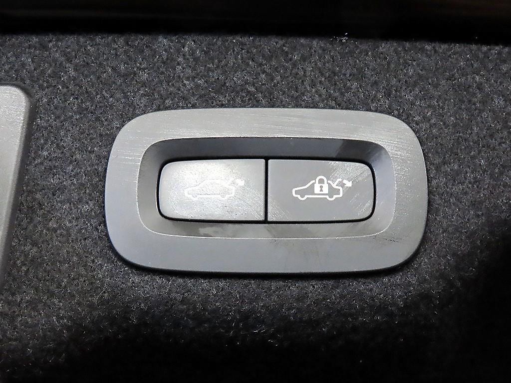 볼보 S90 T5 인스크립션 이미지 15