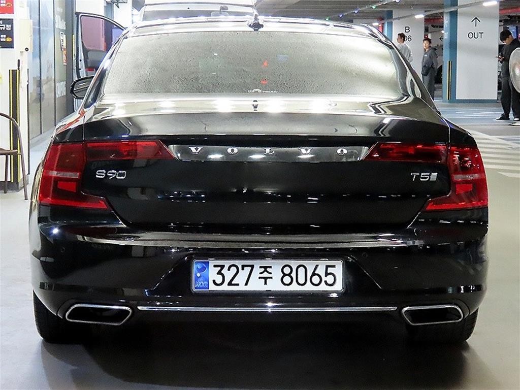 볼보 S90 T5 인스크립션 이미지 5