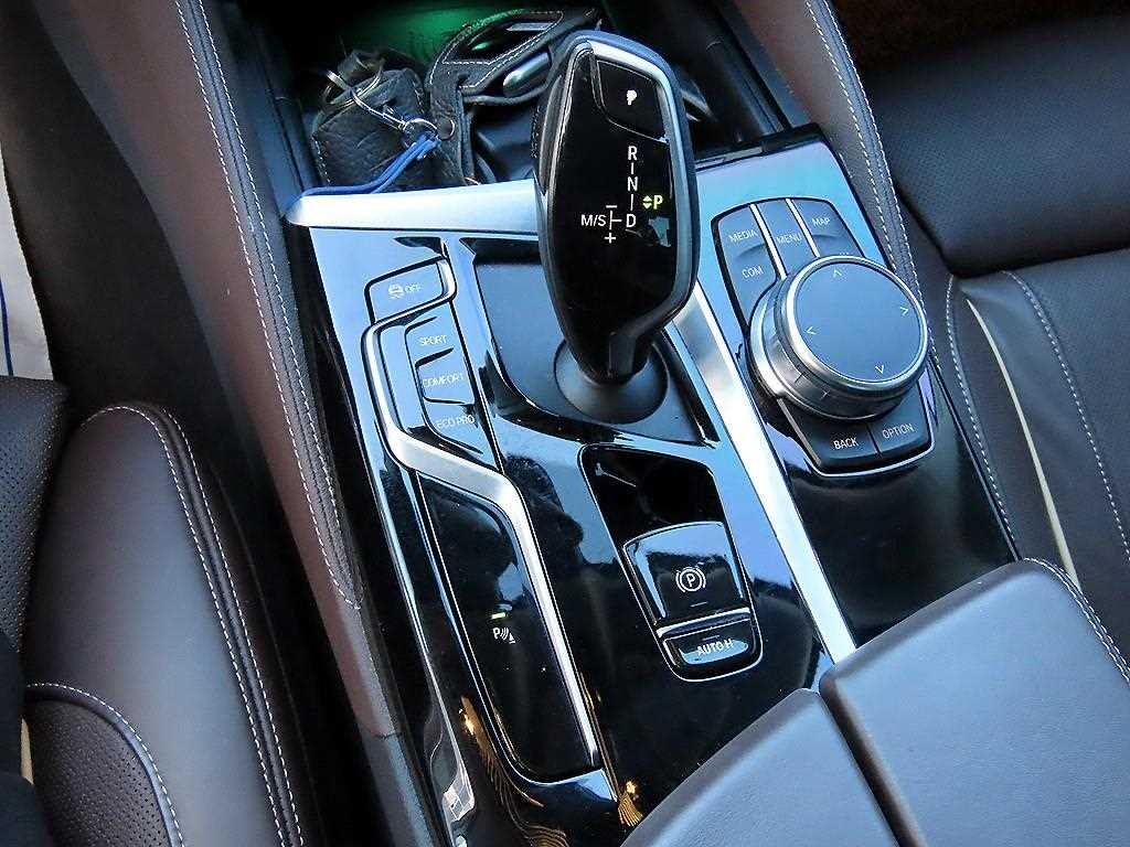 BMW 5시리즈 5시리즈 (G30) 523d xDrive M 스포츠 이미지 11
