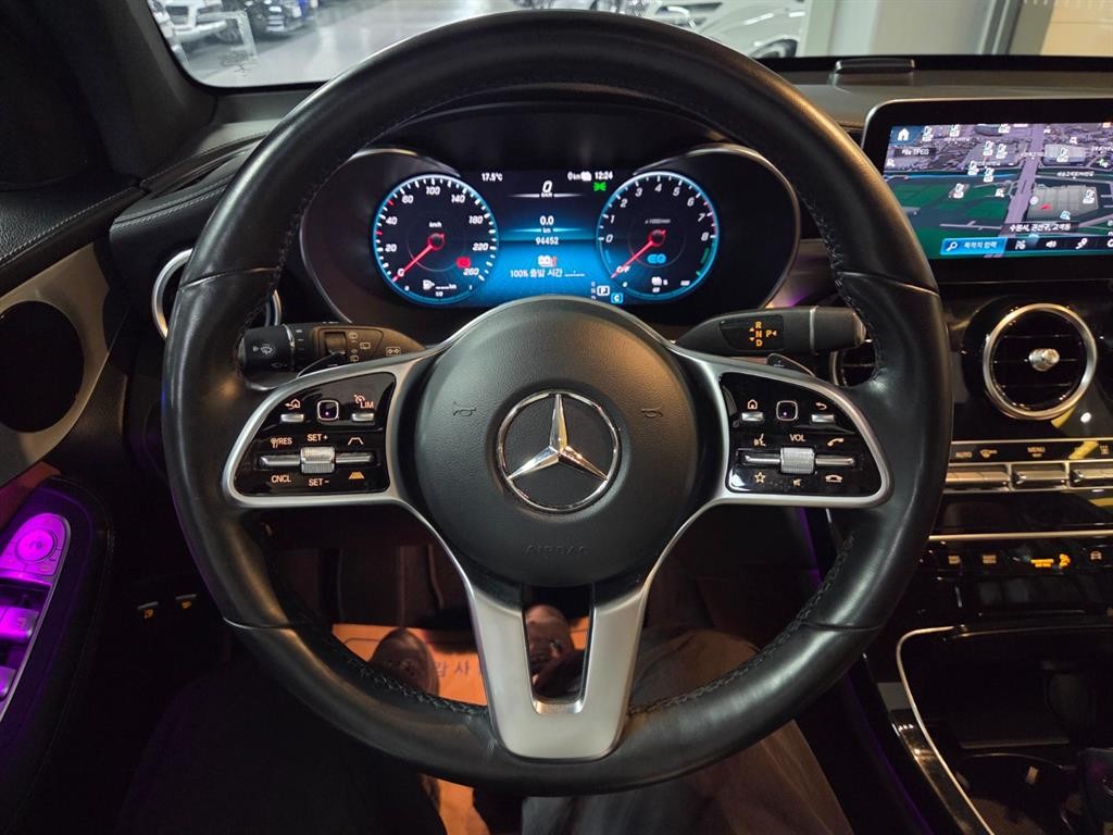 벤츠 GLC 클래스 GLC클래스 X253 GLC 300 e 4MATIC 이미지 31