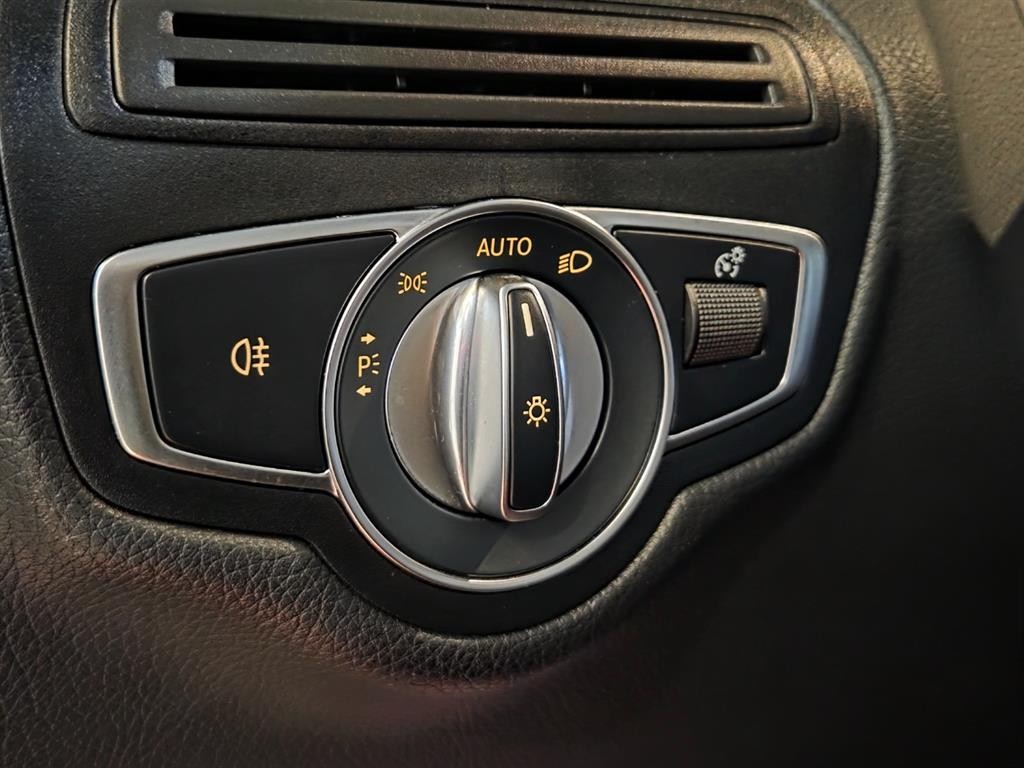 벤츠 GLC 클래스 GLC클래스 X253 GLC 300 e 4MATIC 이미지 39
