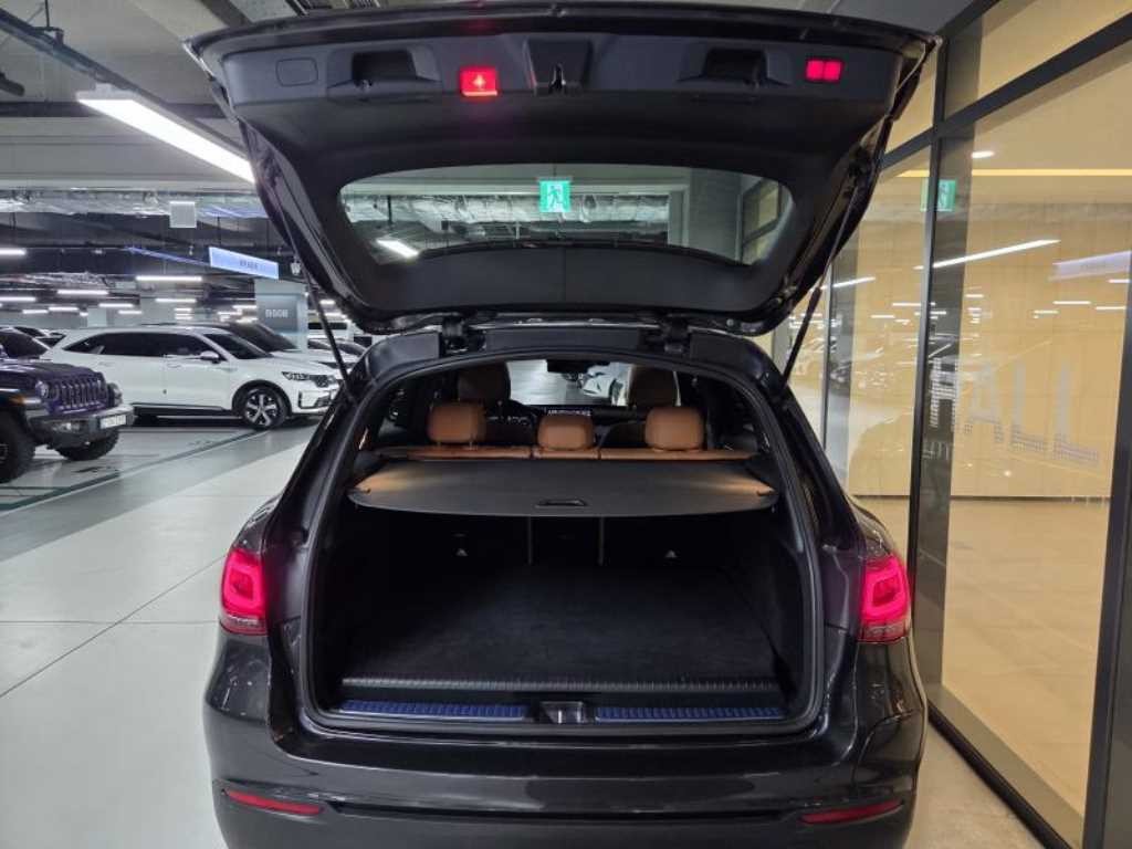 벤츠 GLC 클래스 GLC클래스 X253 GLC 300 e 4MATIC 이미지 6