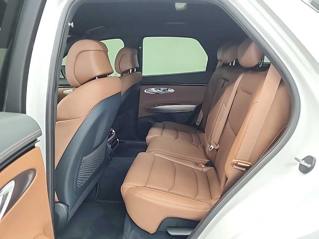 제네시스 GV70 2.2 디젤 AWD 이미지 12