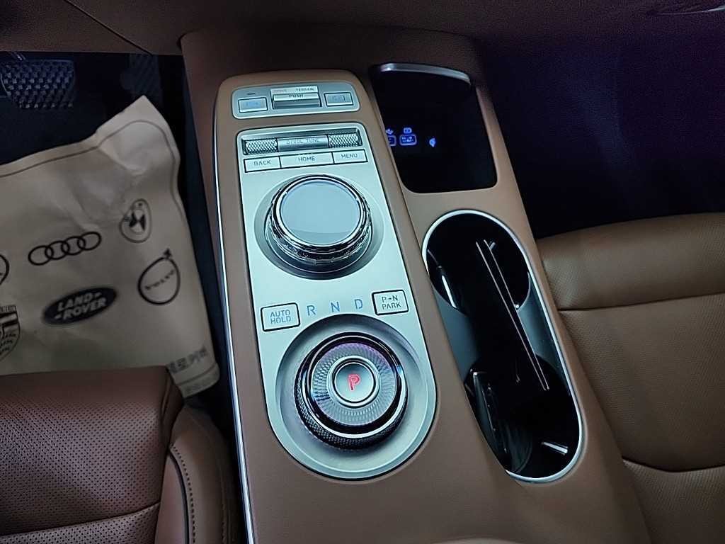 제네시스 GV70 2.2 디젤 AWD 이미지 8