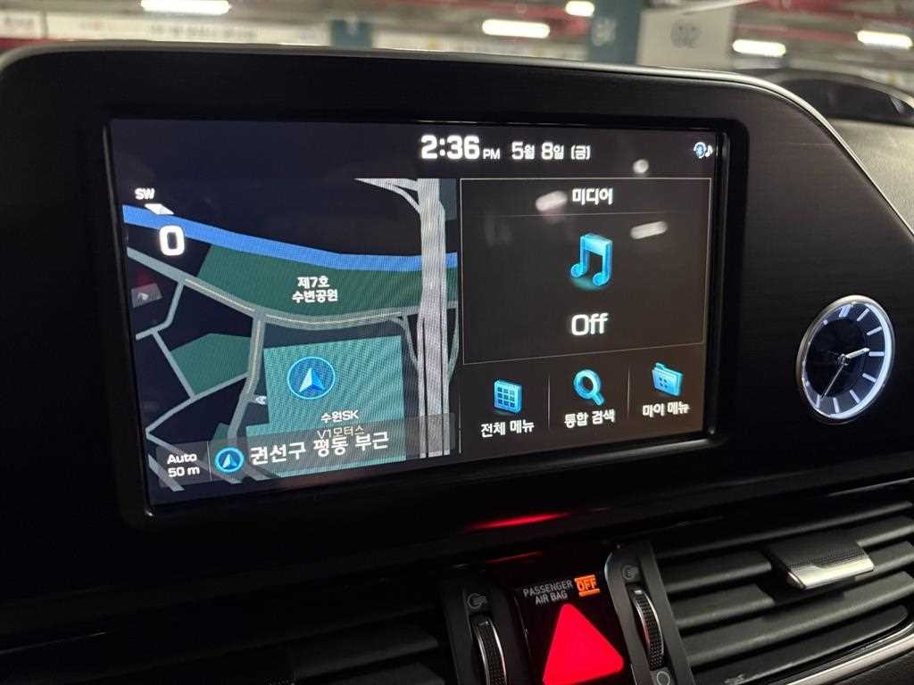 현대 그랜저 그랜저 IG 2.4 GDI 프리미엄 스페셜 이미지 7