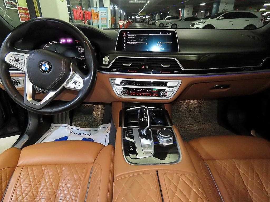 BMW 7시리즈 7시리즈 (G11) 740i 디자인 퓨어 엑설런스 이미지 10