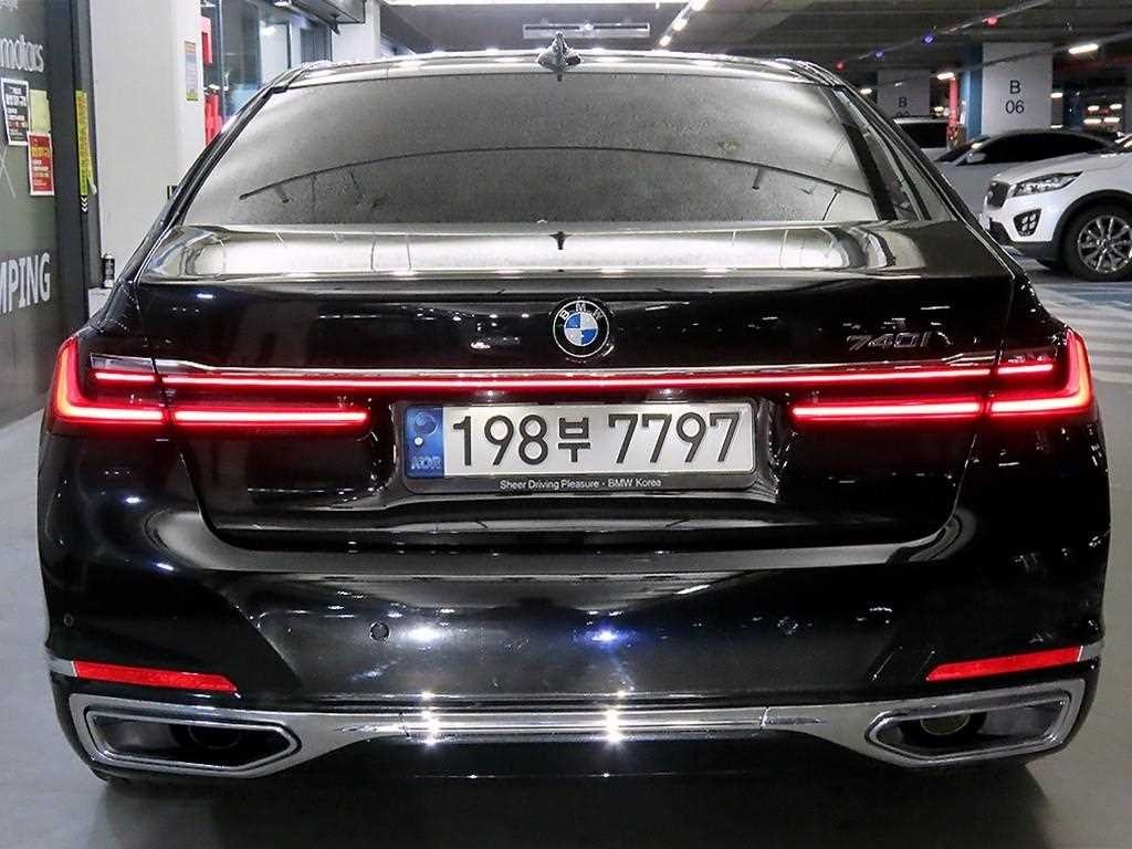 BMW 7시리즈 7시리즈 (G11) 740i 디자인 퓨어 엑설런스 이미지 5