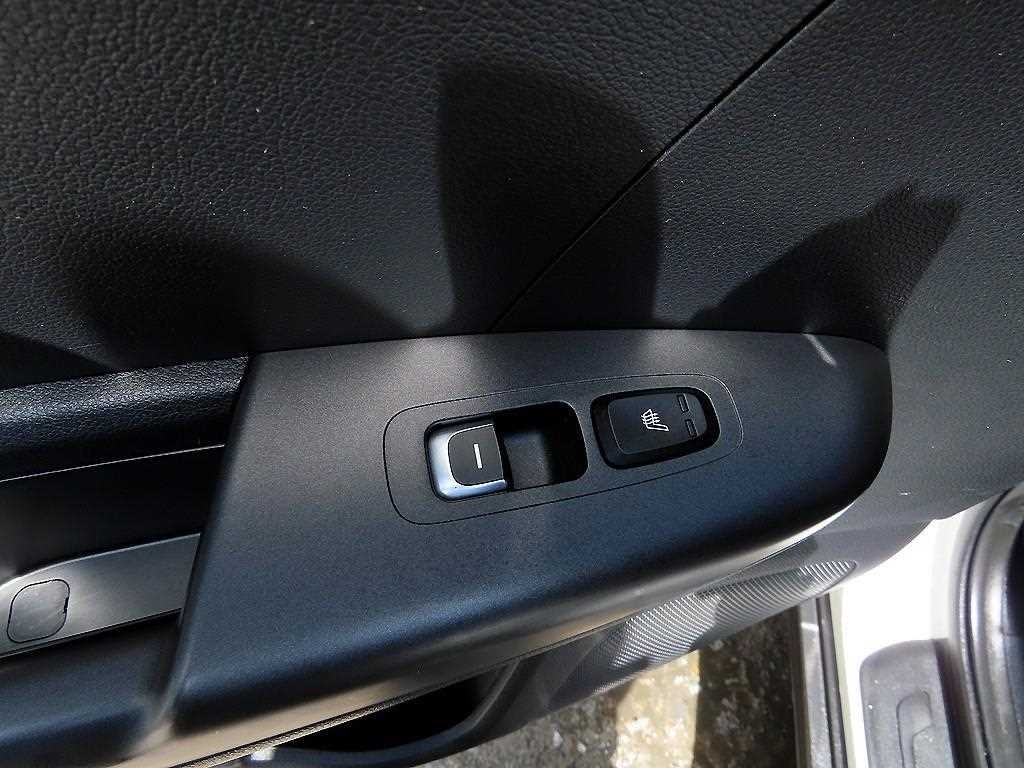 기아 스포티지 스포티지 더 볼드 2.0 디젤 2WD 프레스티지 이미지 16