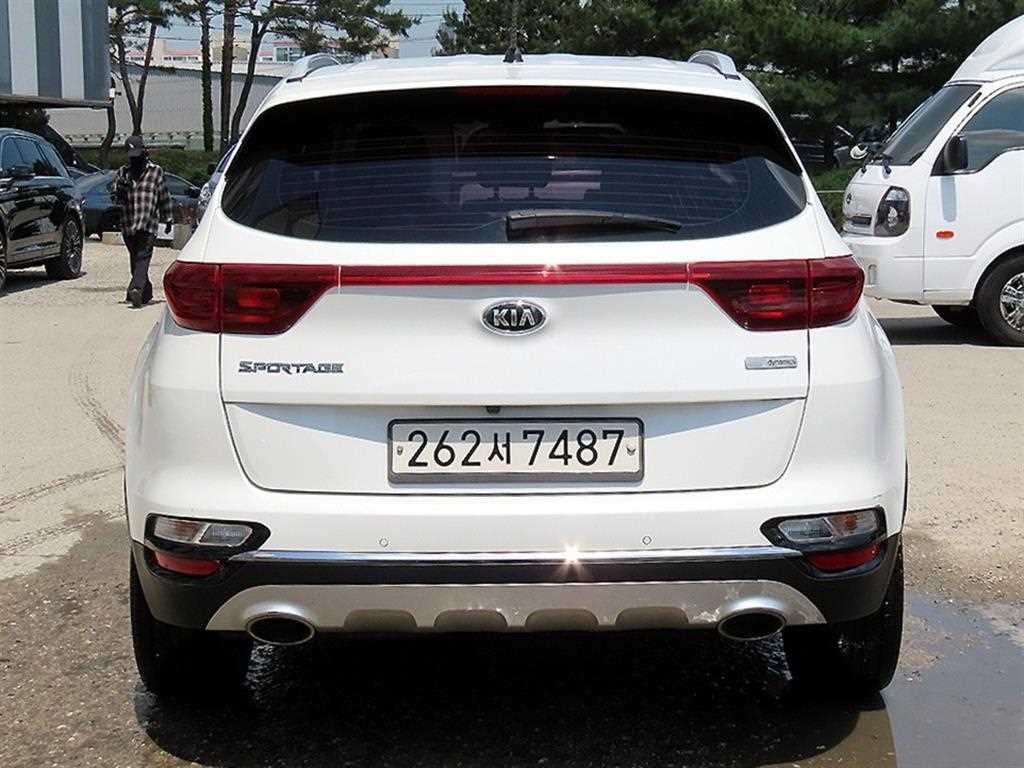 기아 스포티지 스포티지 더 볼드 2.0 디젤 2WD 프레스티지 이미지 4