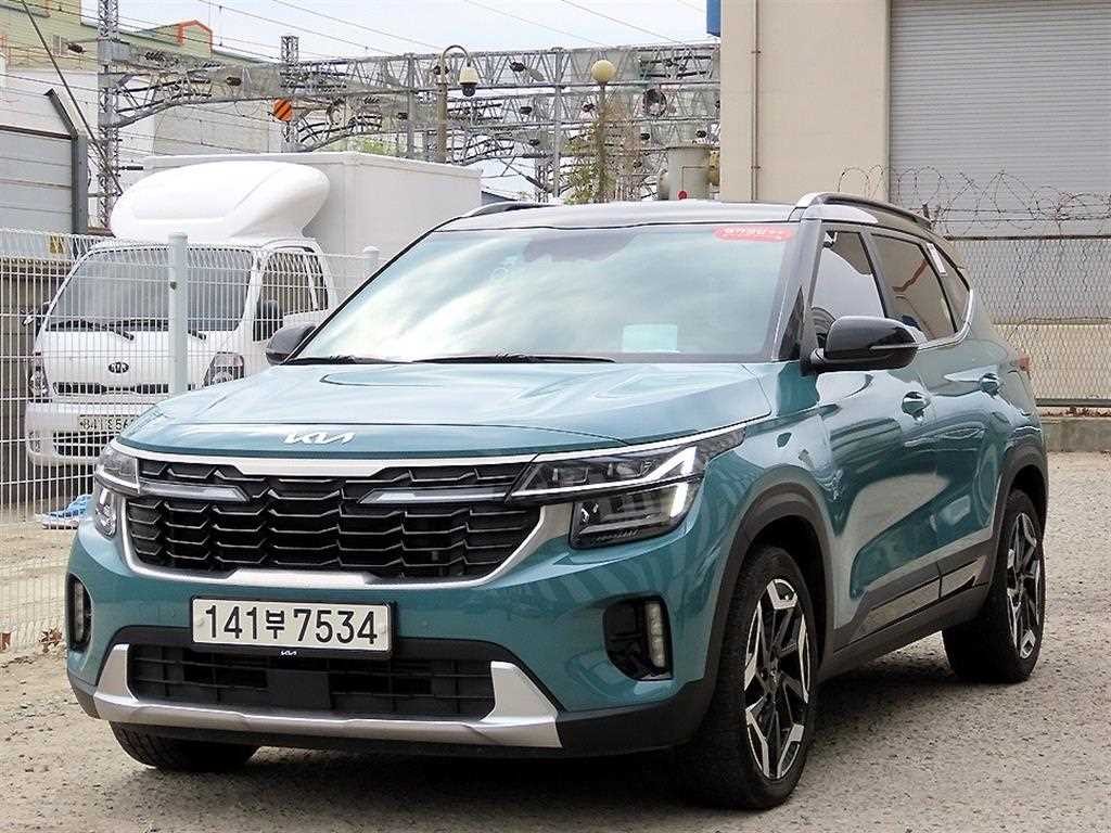 기아 셀토스 더 뉴 셀토스 가솔린 1.6 터보 4WD 시그니처 이미지 2