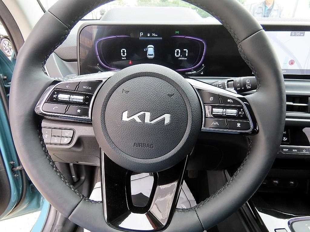 기아 셀토스 더 뉴 셀토스 가솔린 1.6 터보 4WD 시그니처 이미지 8