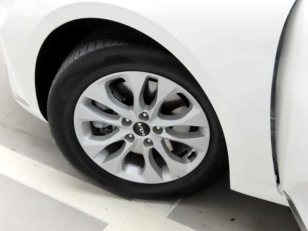 기아 K8 2.5 2WD 노블레스 이미지 19