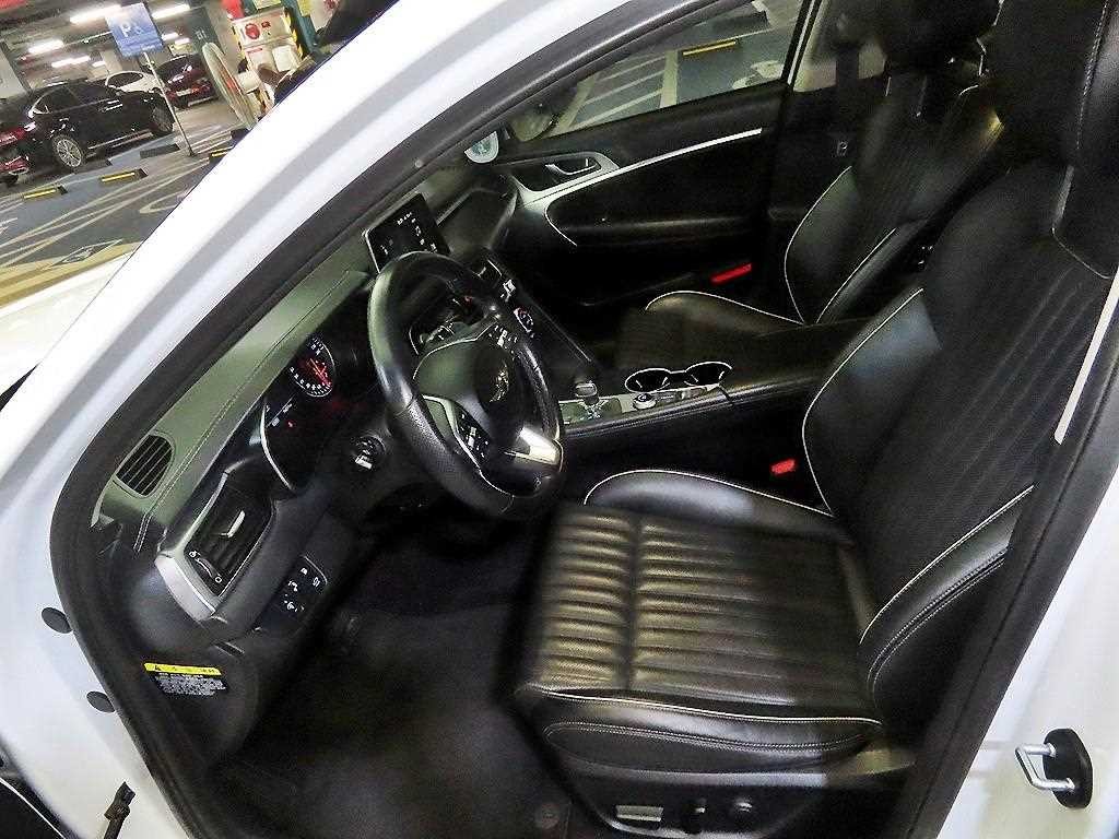 제네시스 G70 2.0T AWD 엘리트 이미지 6