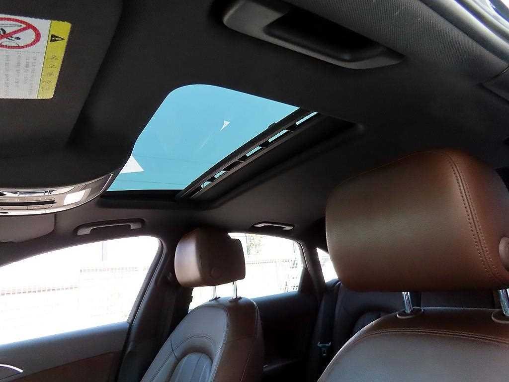 아우디 A6 뉴A6 40 TFSI 프리미엄 이미지 18