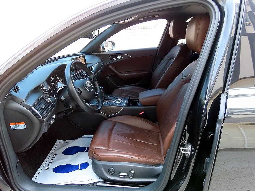 아우디 A6 뉴A6 40 TFSI 프리미엄 이미지 5