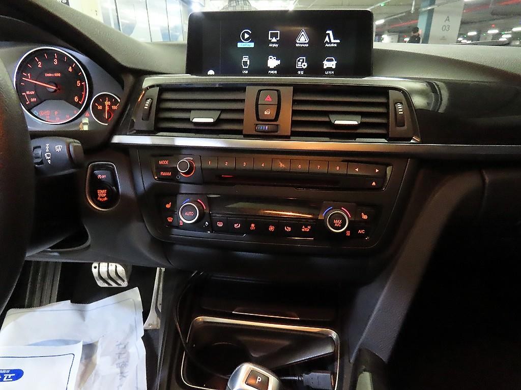BMW 3시리즈 3시리즈 (F30) 320d 이미지 11