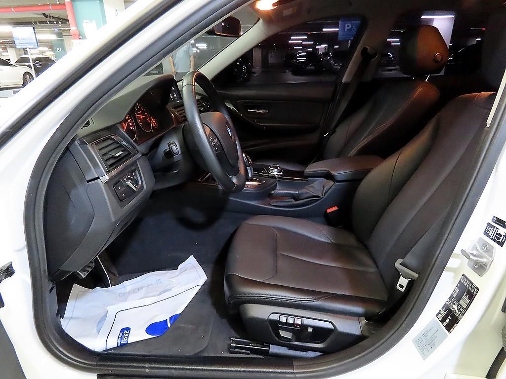 BMW 3시리즈 3시리즈 (F30) 320d 이미지 6
