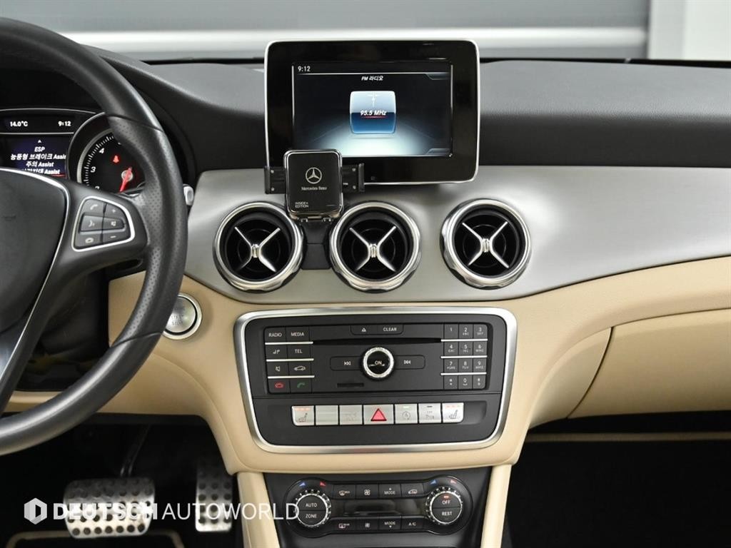 벤츠 GLA 클래스 GLA클래스 X156 GLA220 프리미엄 이미지 15
