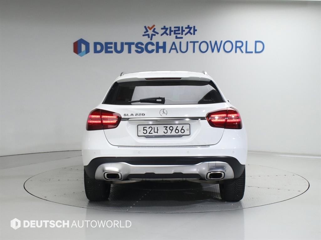 벤츠 GLA 클래스 GLA클래스 X156 GLA220 프리미엄 이미지 6